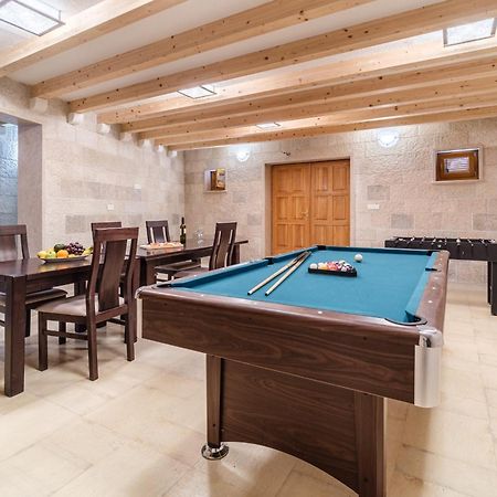 Luxury Stone Villa Nevija 2022 Private Villa Милна Экстерьер фото