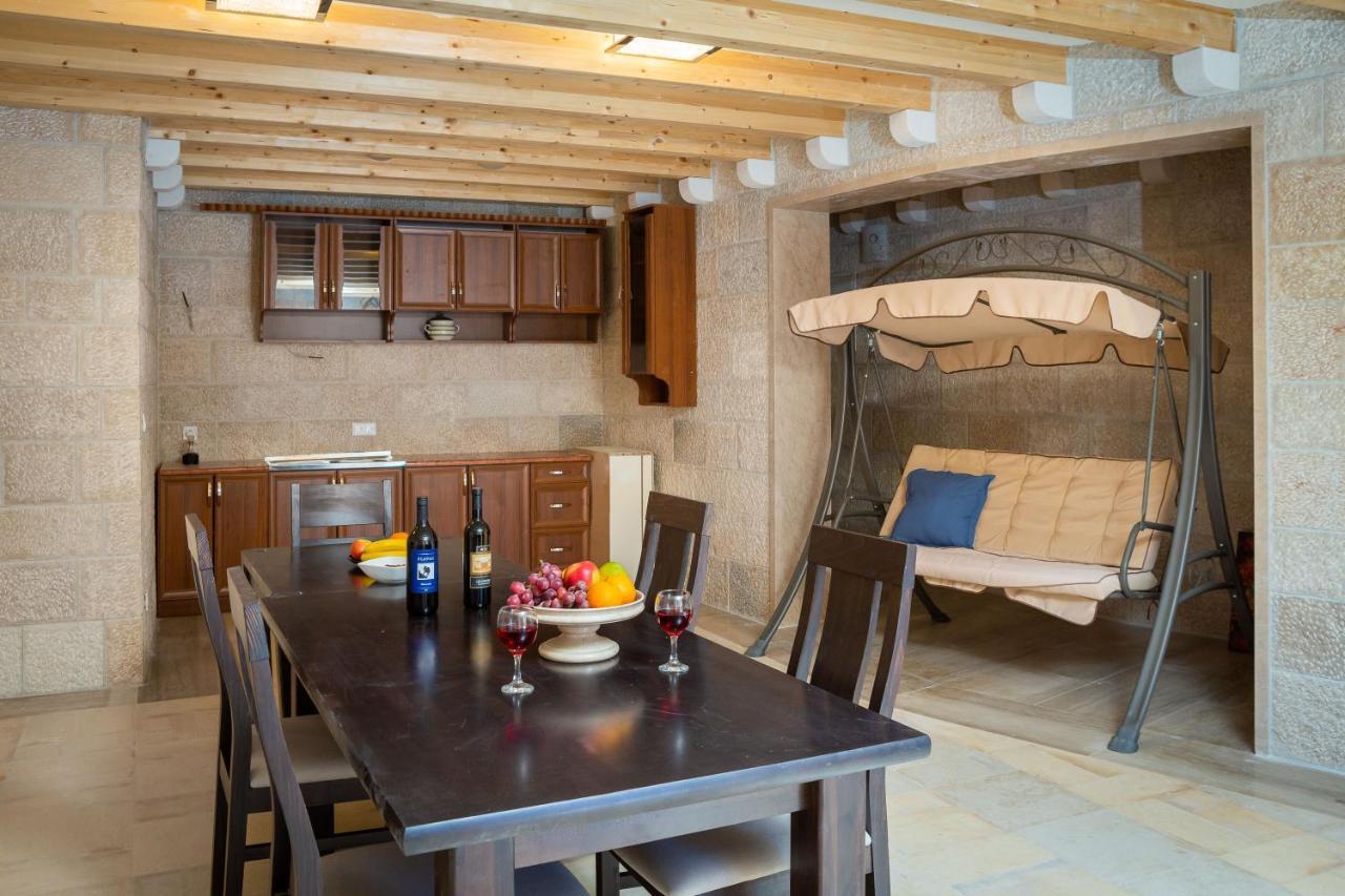 Luxury Stone Villa Nevija 2022 Private Villa Милна Экстерьер фото