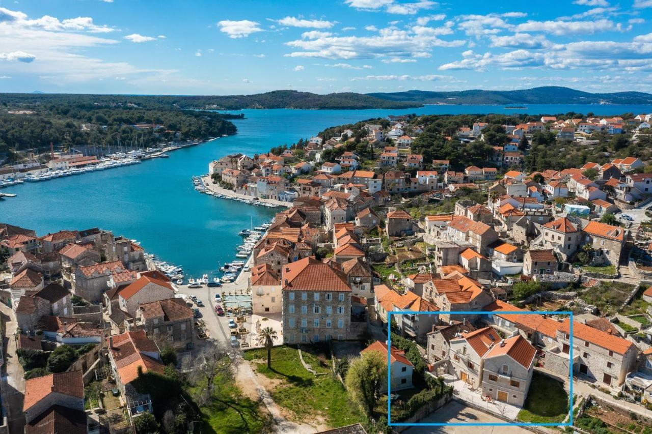 Luxury Stone Villa Nevija 2022 Private Villa Милна Экстерьер фото