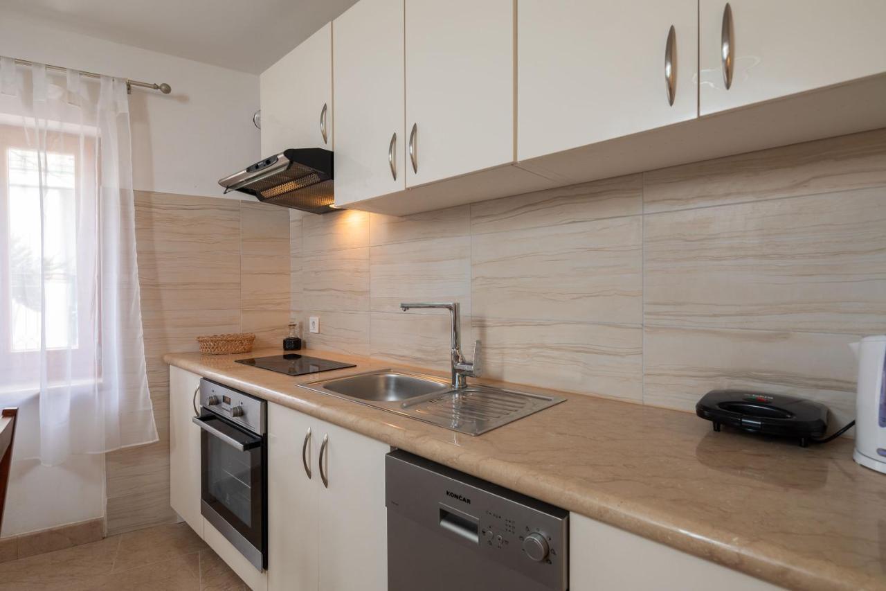Luxury Stone Villa Nevija 2022 Private Villa Милна Экстерьер фото