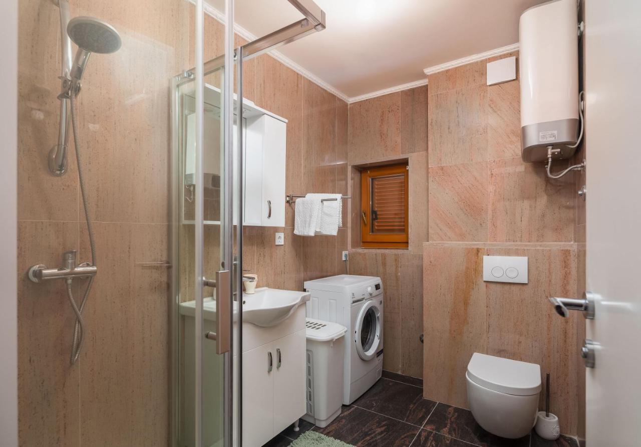 Luxury Stone Villa Nevija 2022 Private Villa Милна Экстерьер фото