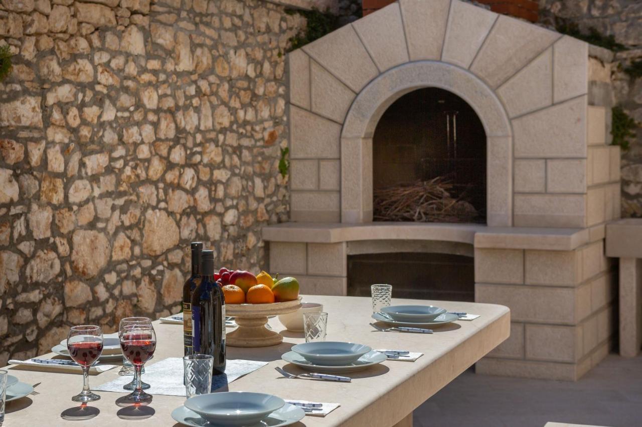 Luxury Stone Villa Nevija 2022 Private Villa Милна Экстерьер фото