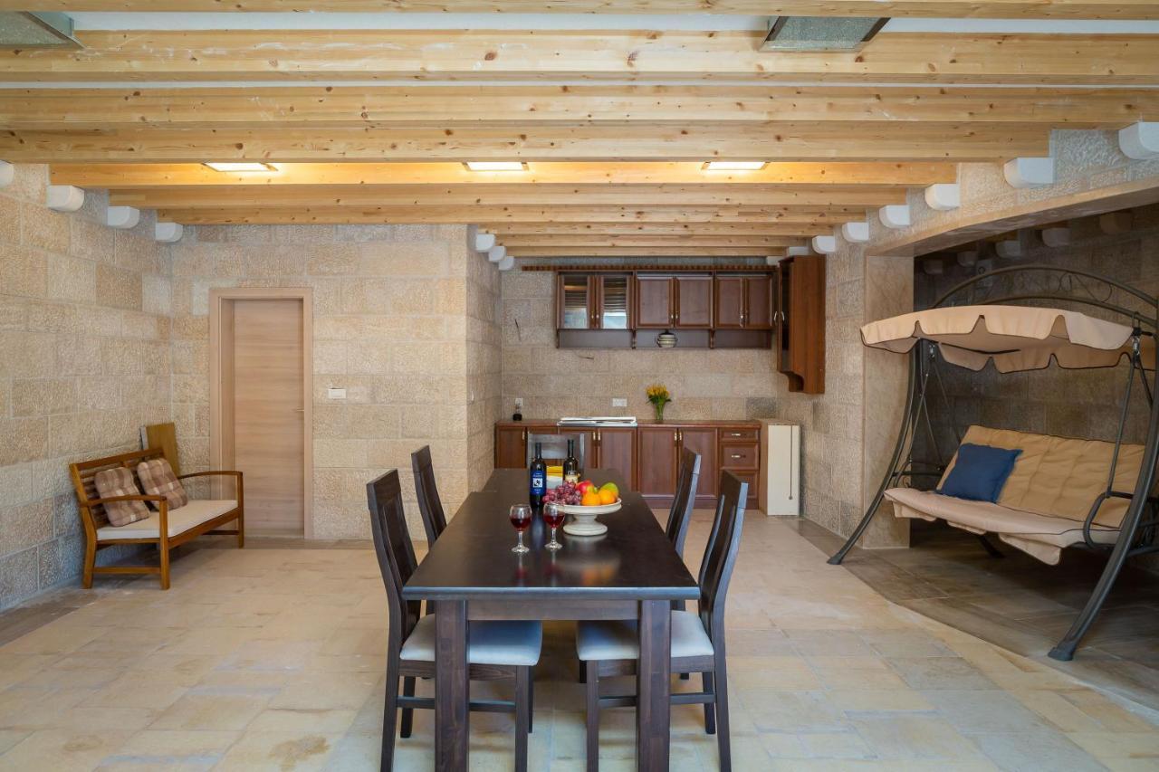 Luxury Stone Villa Nevija 2022 Private Villa Милна Экстерьер фото