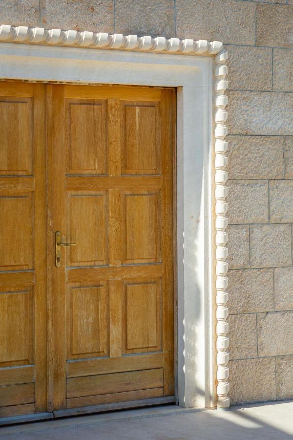 Luxury Stone Villa Nevija 2022 Private Villa Милна Экстерьер фото