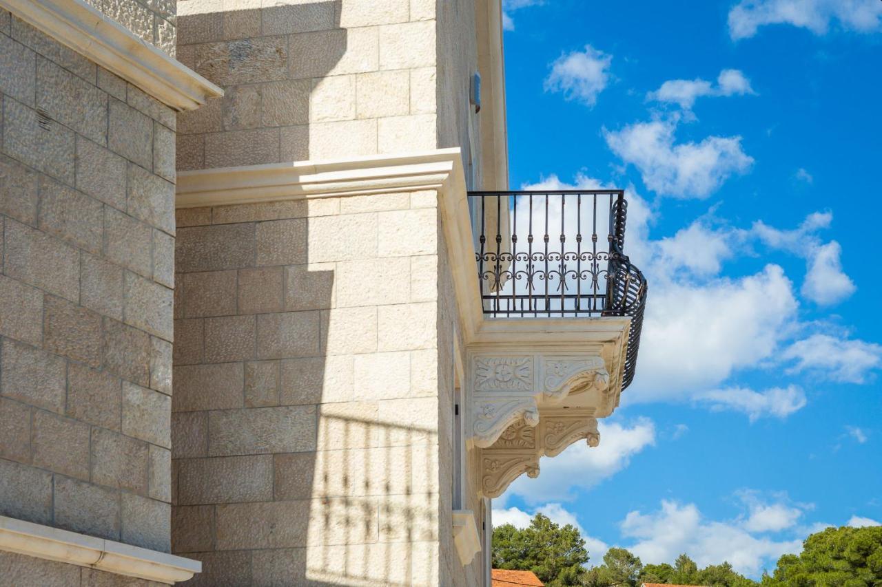 Luxury Stone Villa Nevija 2022 Private Villa Милна Экстерьер фото