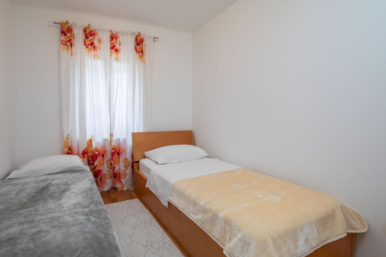 Luxury Stone Villa Nevija 2022 Private Villa Милна Номер фото