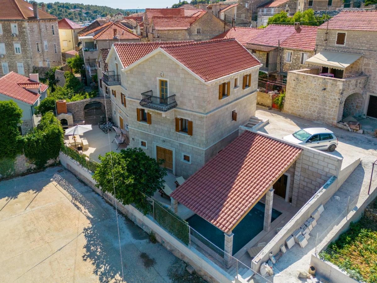Luxury Stone Villa Nevija 2022 Private Villa Милна Экстерьер фото